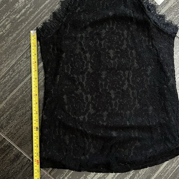NWT Lace tank top - Picture 3 of 9